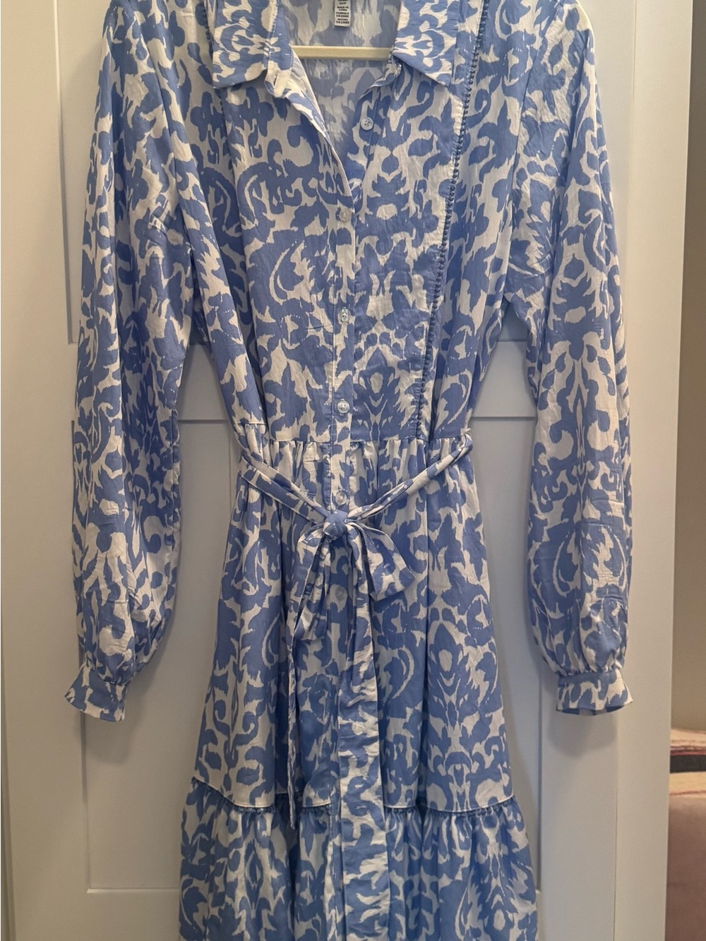 Ellen Tracy Blue and White Long Sleeve Shirt Dress